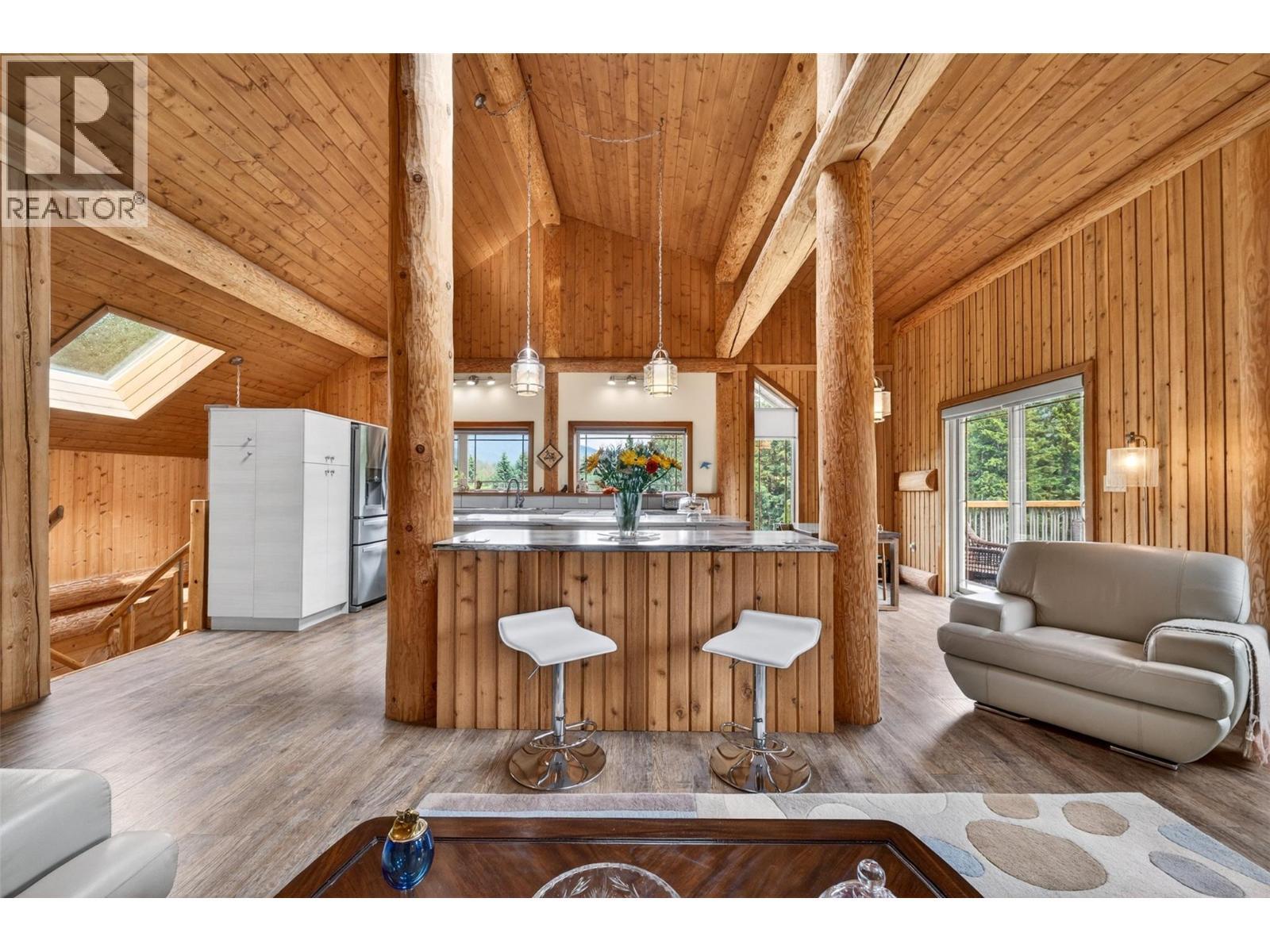 2030 Solsqua-Sicamous Road, Sicamous, BC - Indoor