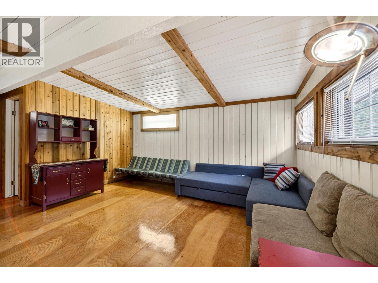2030 Solsqua-Sicamous Road, Sicamous, BC - Indoor