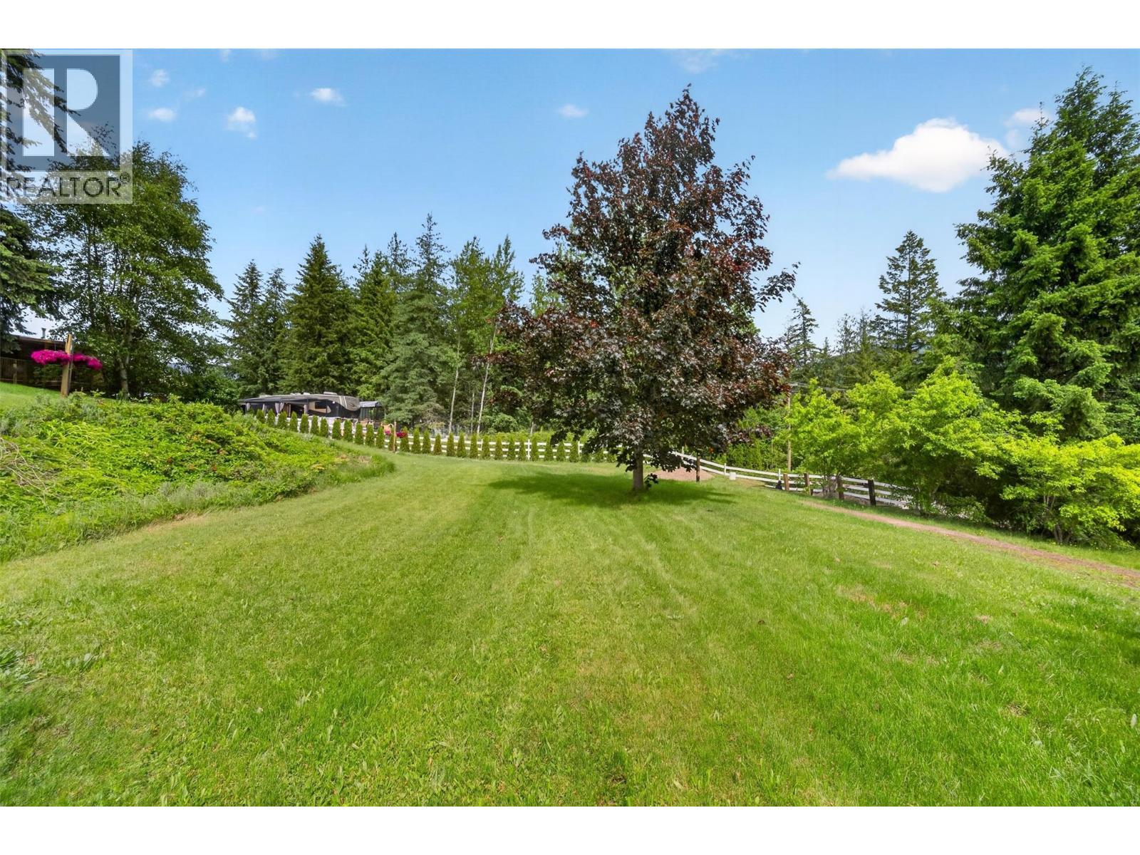 2030 Solsqua-Sicamous Road, Sicamous, BC - Outdoor
