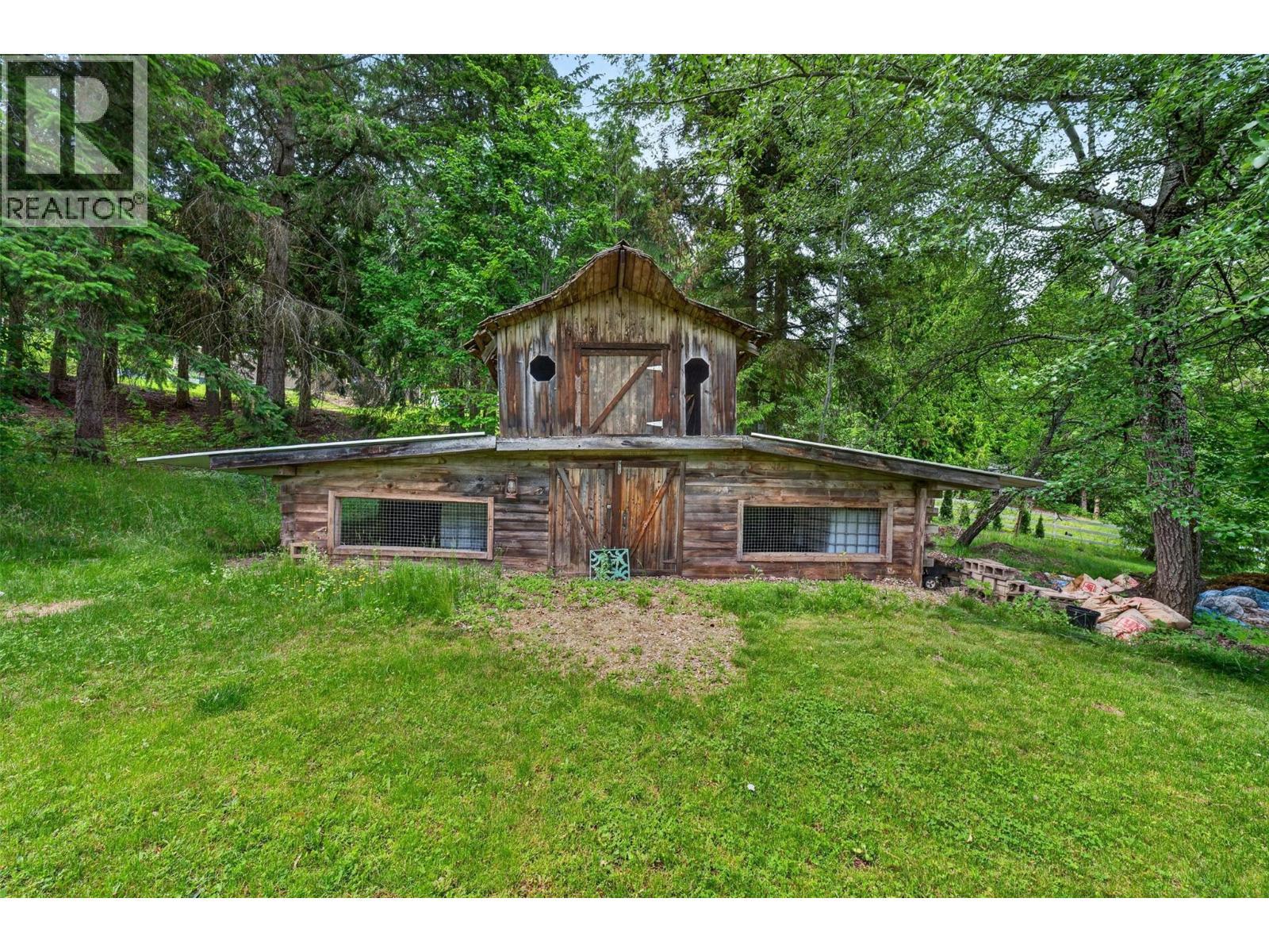 2030 Solsqua-Sicamous Road, Sicamous, BC - Outdoor