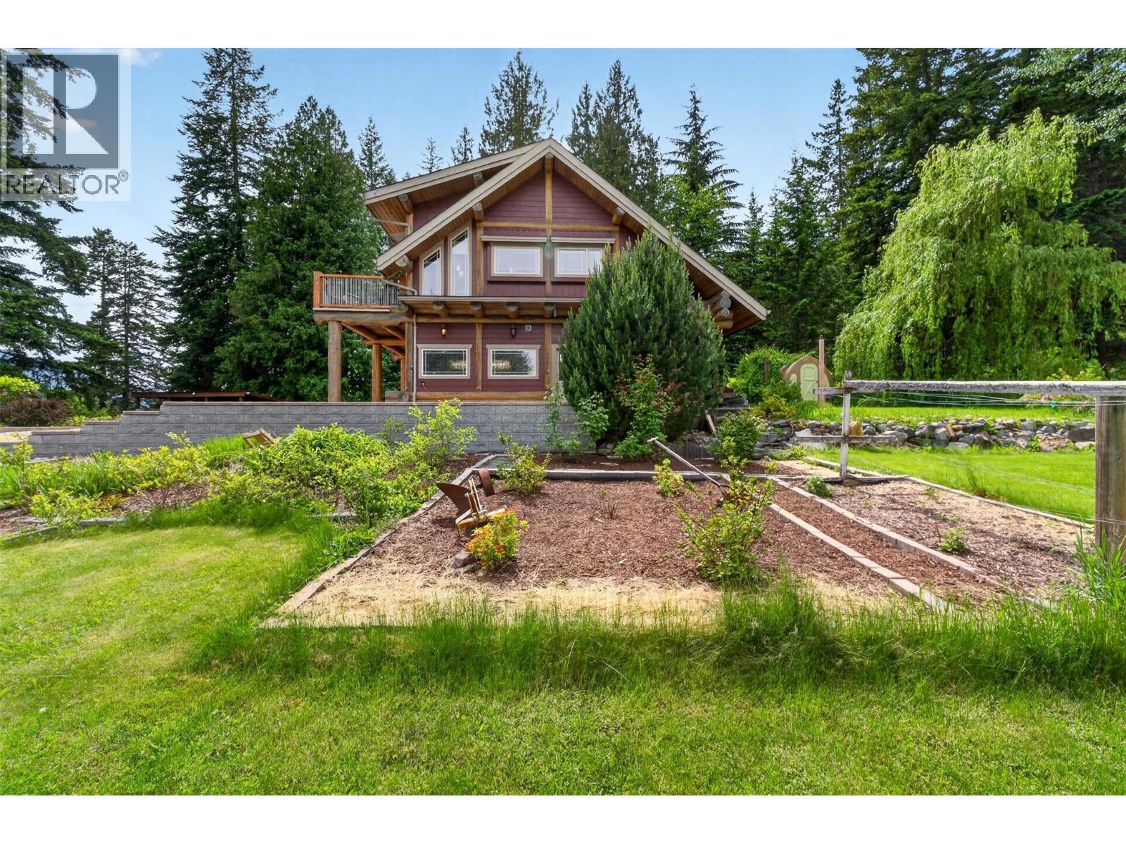 2030 Solsqua-Sicamous Road, Sicamous, BC - Outdoor