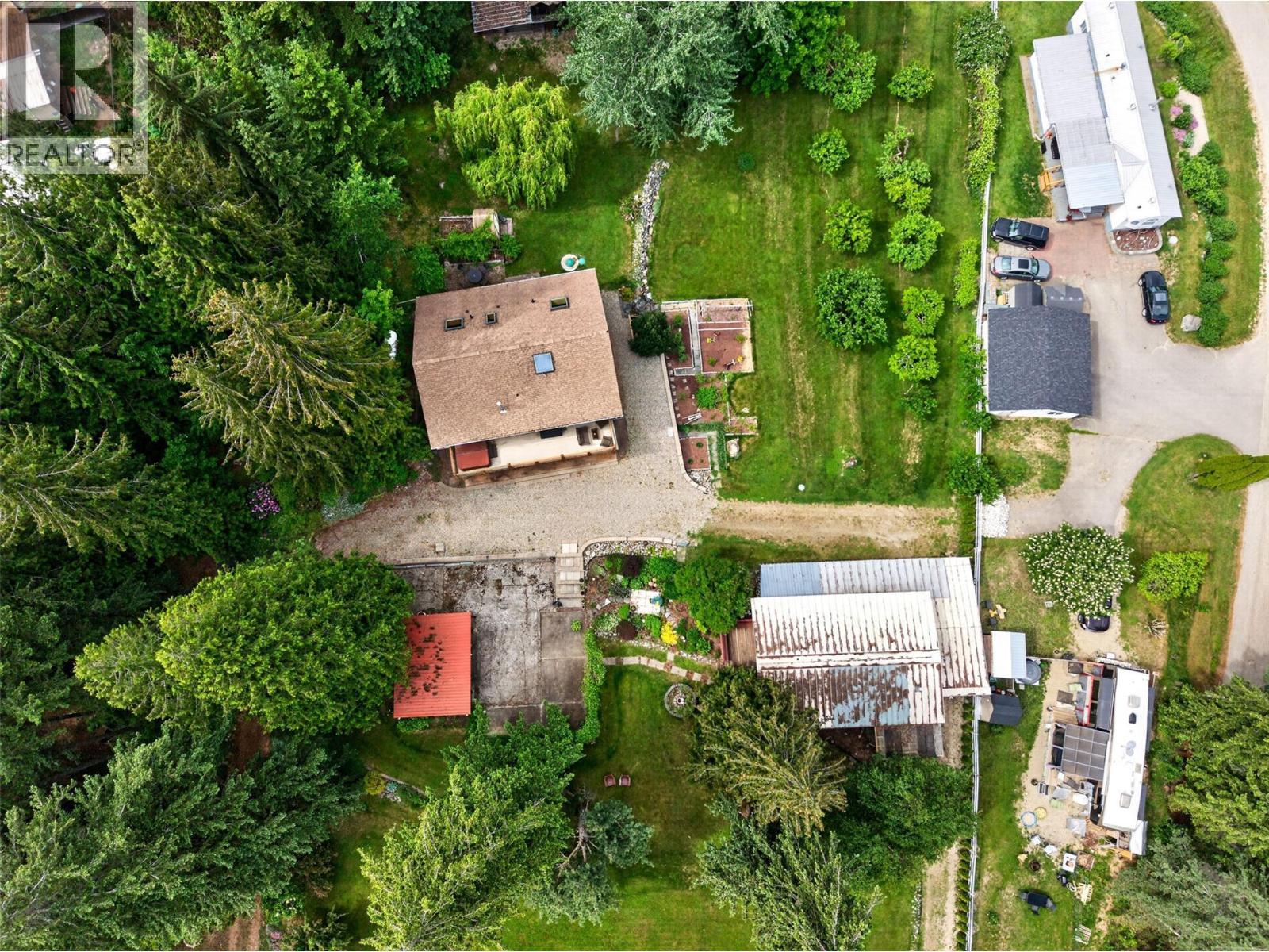 2030 Solsqua-Sicamous Road, Sicamous, BC - Outdoor
