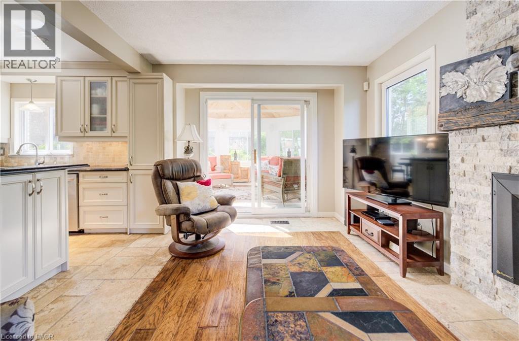 135 Royal Orchard Drive, Kitchener, ON - Indoor With Fireplace