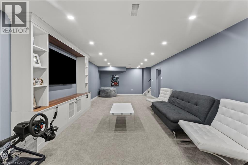 214 Binbrook Road, Glanbrook, ON