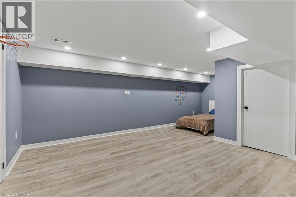 214 Binbrook Road, Glanbrook, ON