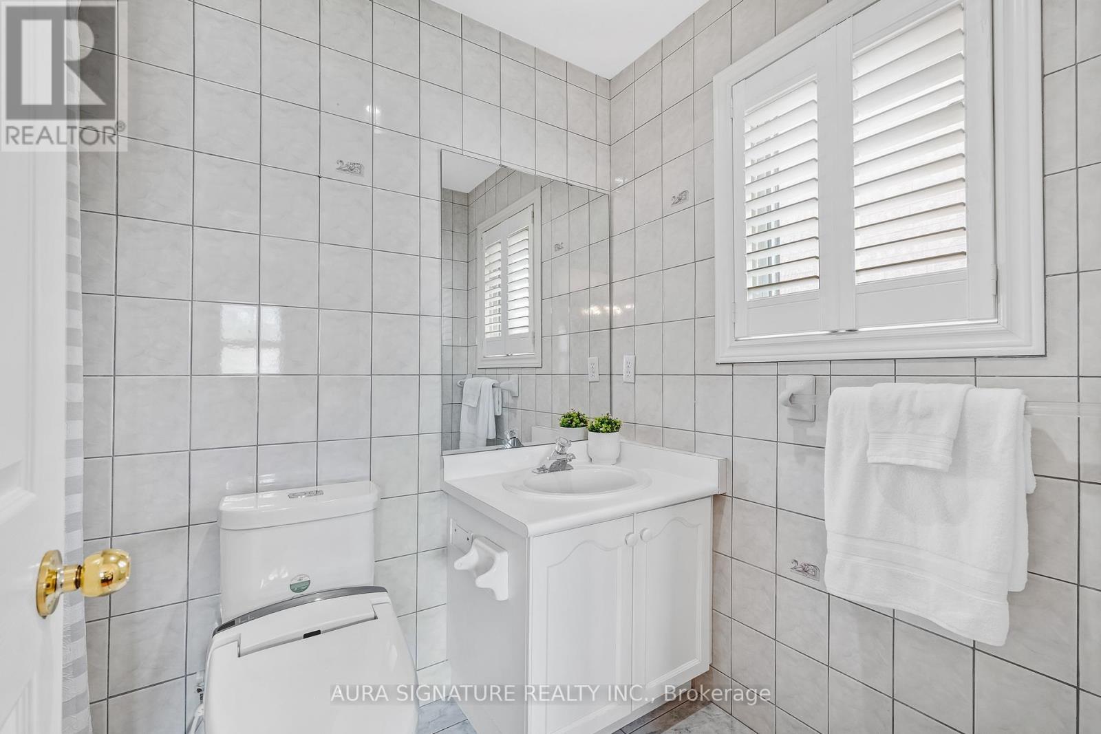 30 Graceview Court, Vaughan, ON