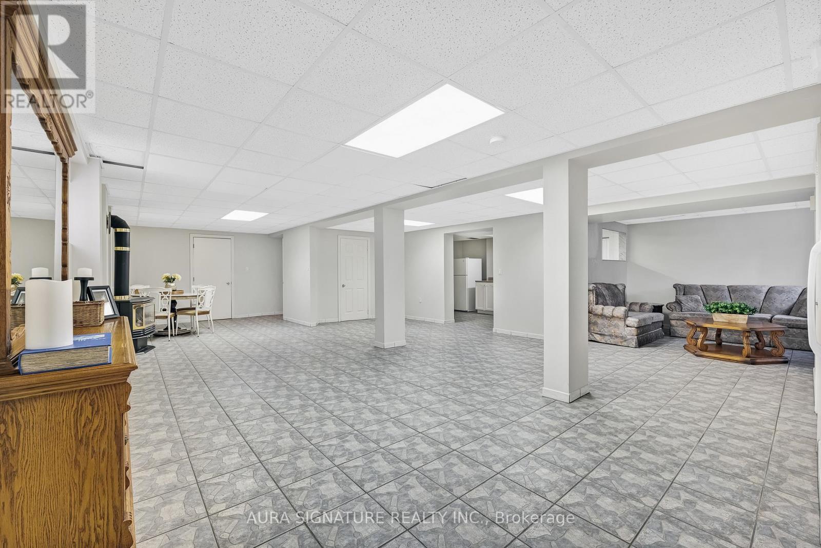 30 Graceview Court, Vaughan, ON
