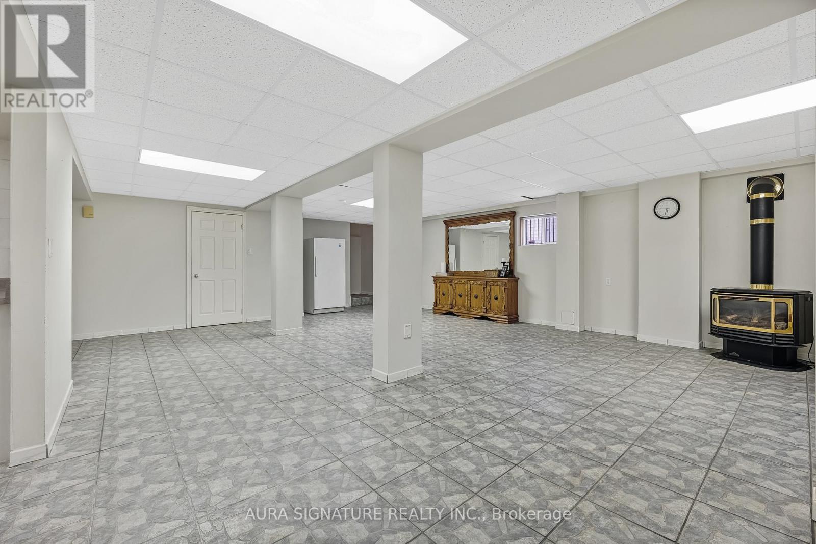 30 Graceview Court, Vaughan, ON