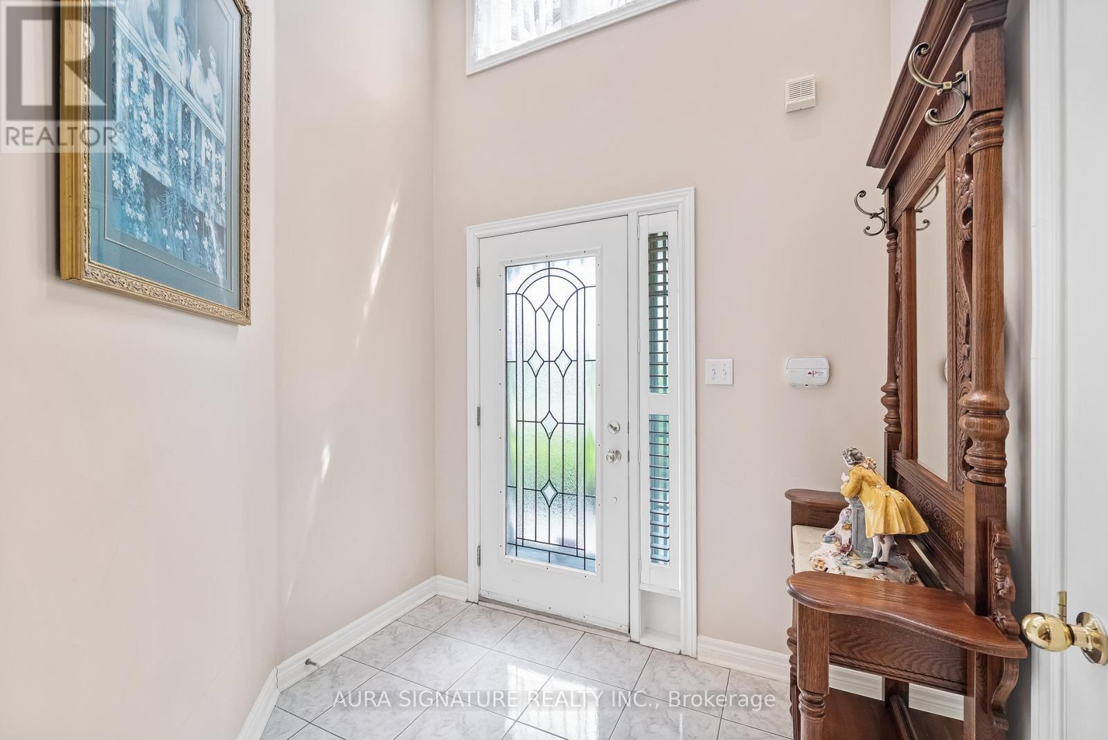 30 Graceview Court, Vaughan, ON