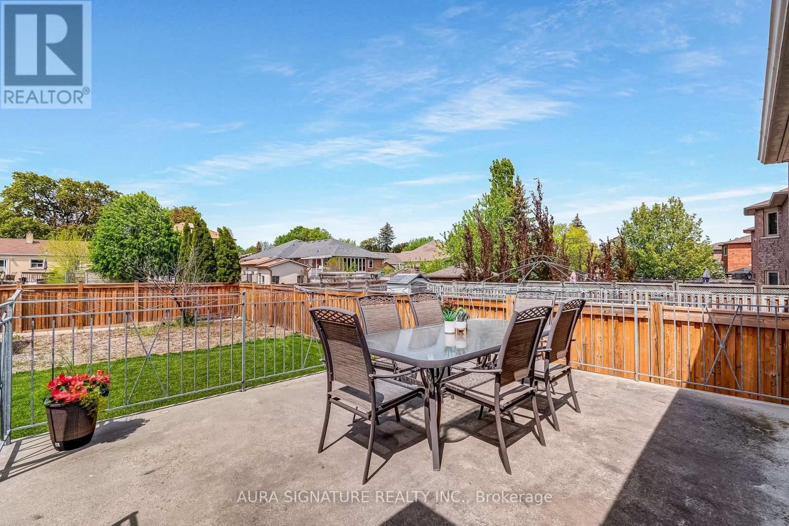 30 Graceview Court, Vaughan, ON
