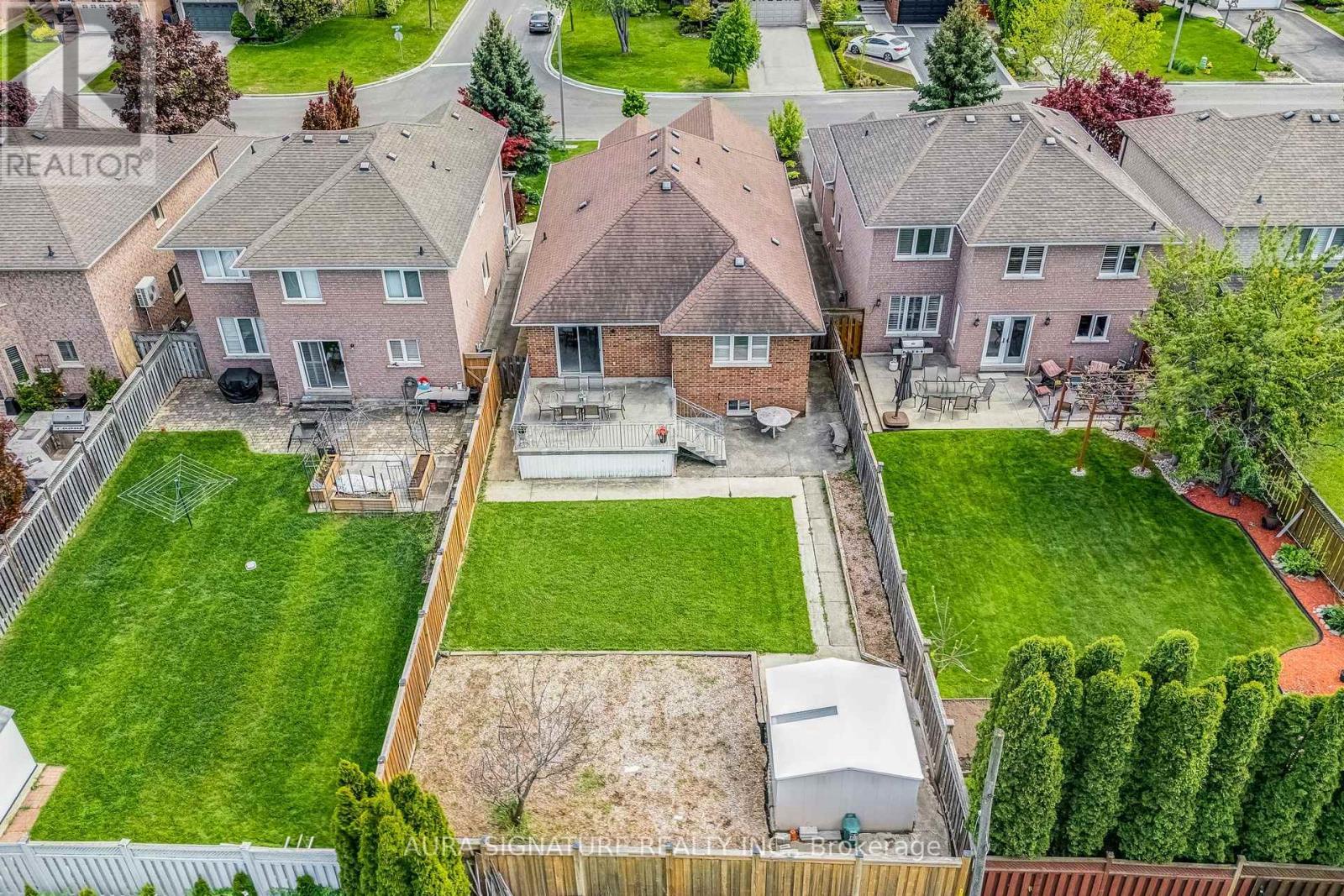 30 Graceview Court, Vaughan, ON