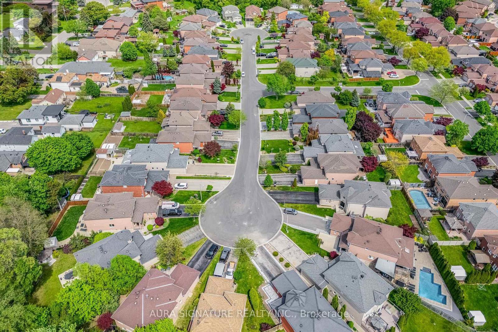 30 Graceview Court, Vaughan, ON