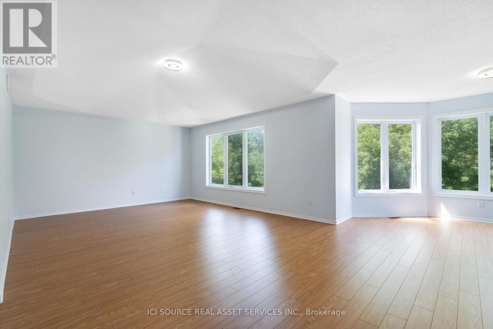 140 Annapolis Circle, Ottawa, ON