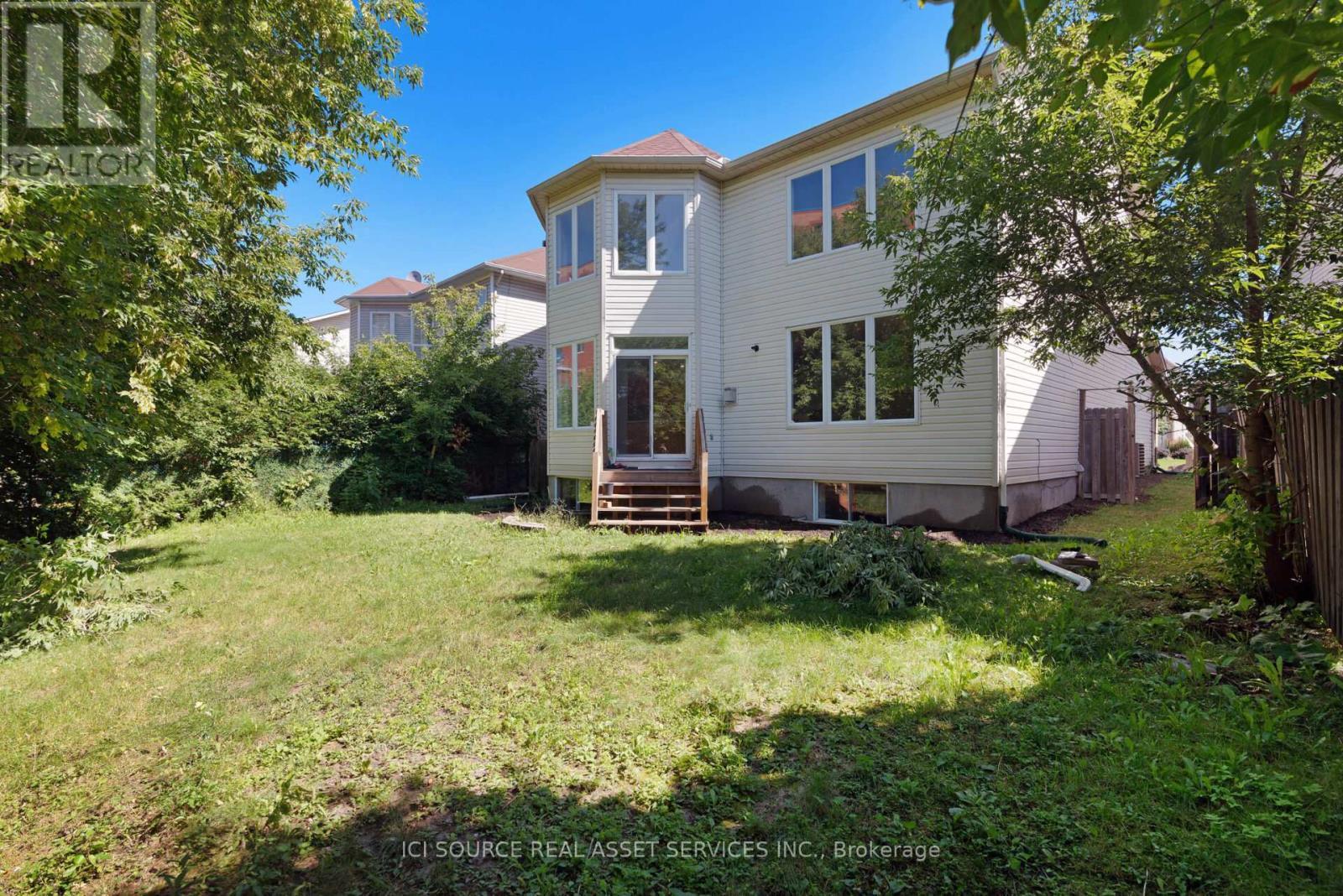 140 Annapolis Circle, Ottawa, ON