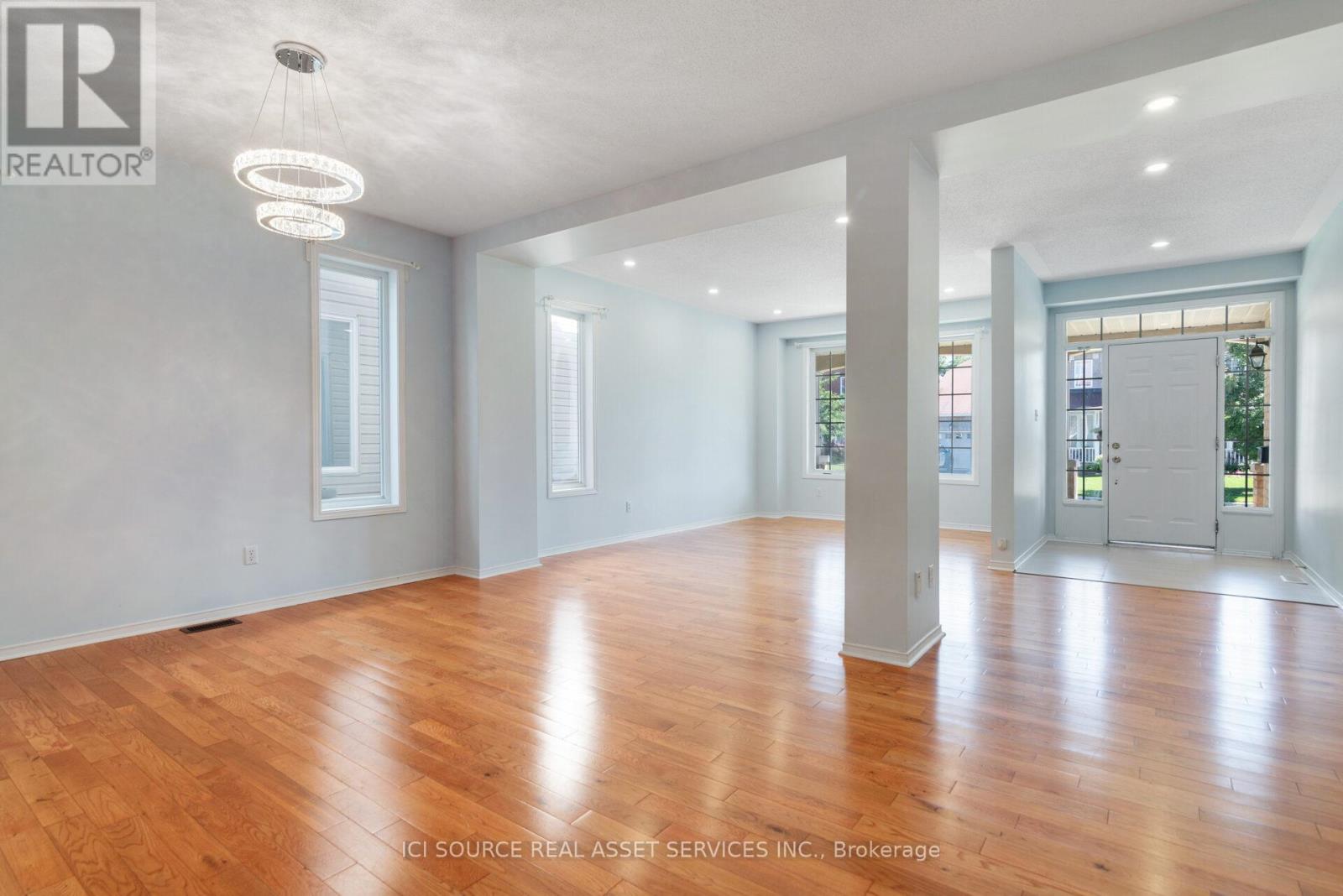 140 Annapolis Circle, Ottawa, ON