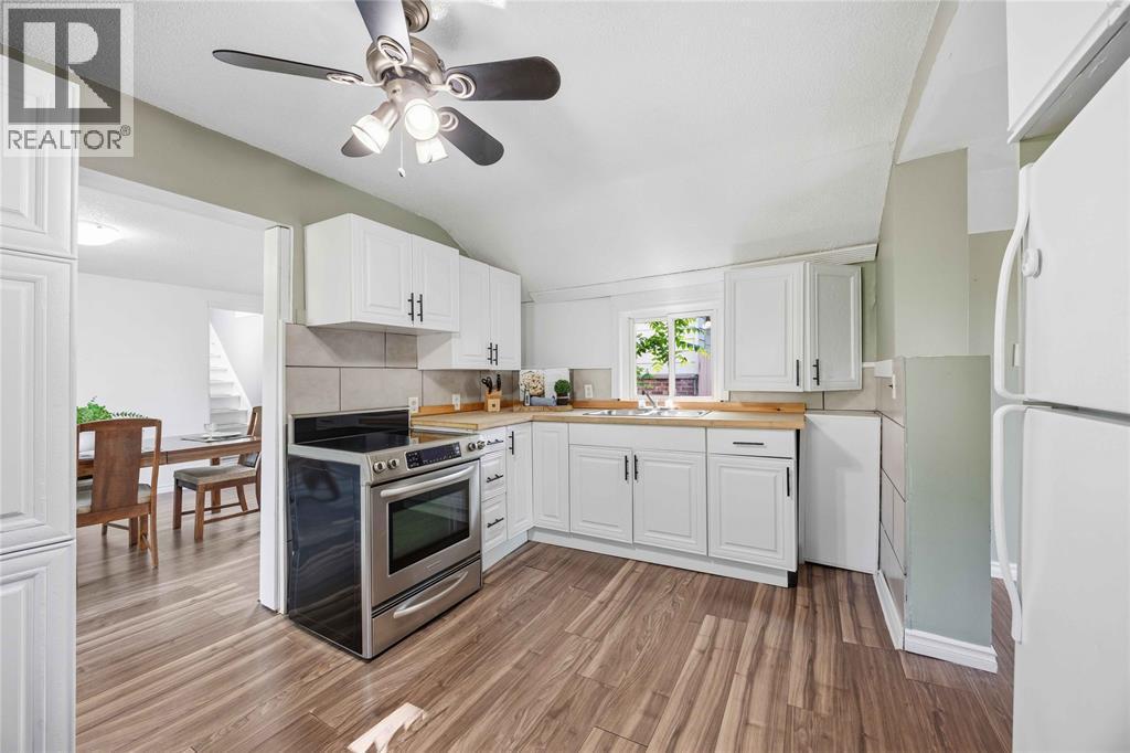534 Plympton Street, Plympton-Wyoming, ON