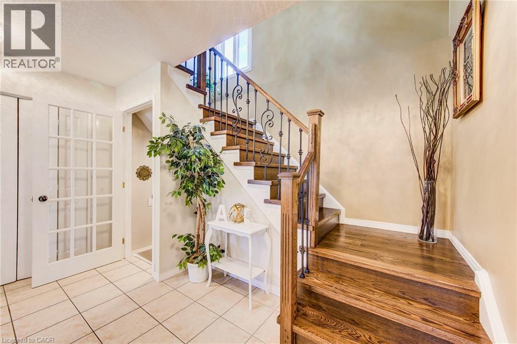 913 Copper Leaf Crescent, Kitchener, ON