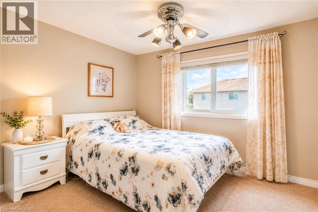 913 Copper Leaf Crescent, Kitchener, ON