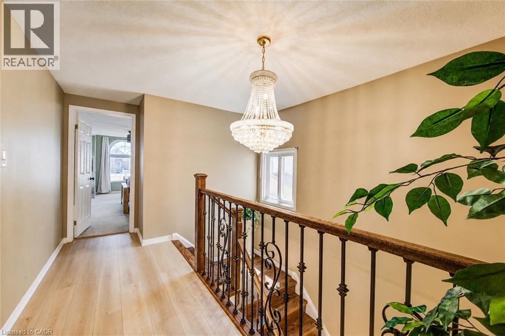 913 Copper Leaf Crescent, Kitchener, ON