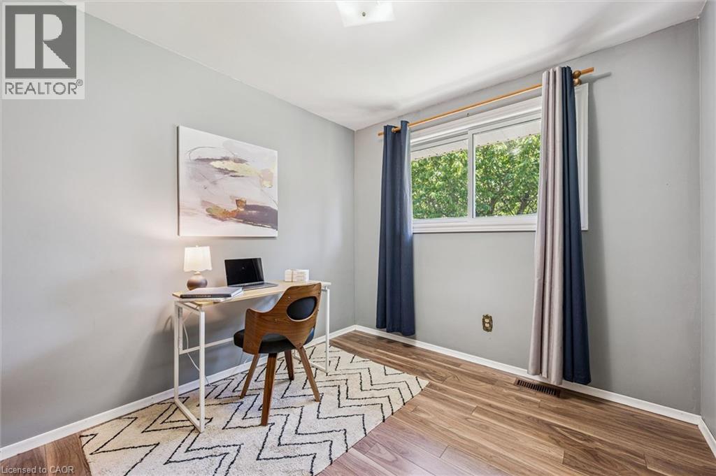 24 Devonglen Court, Kitchener, ON