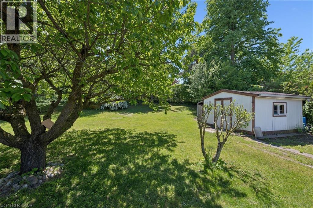 24 Devonglen Court, Kitchener, ON