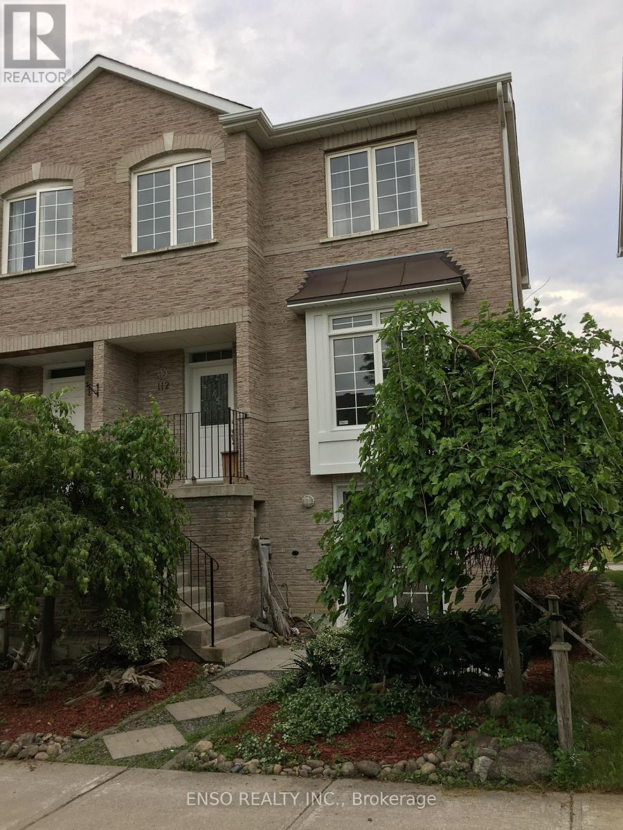 112 Sunway Square, Markham, ON