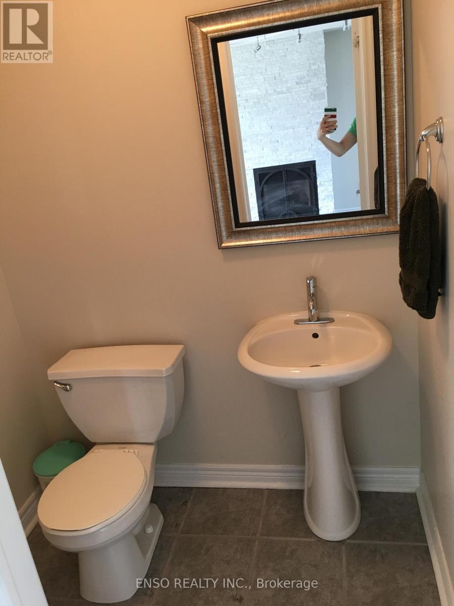 112 Sunway Square, Markham, ON