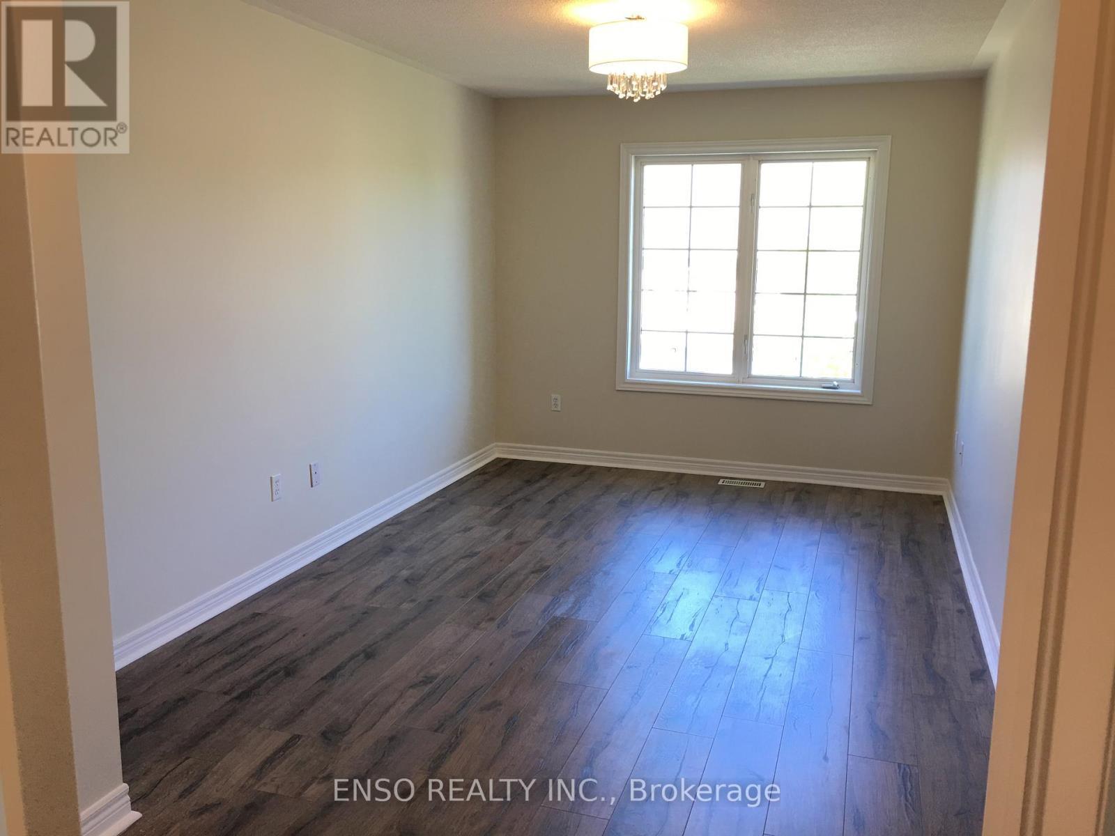 112 Sunway Square, Markham, ON