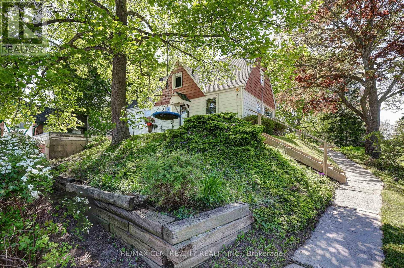 4491 East Road, Central Elgin (Port Stanley), ON