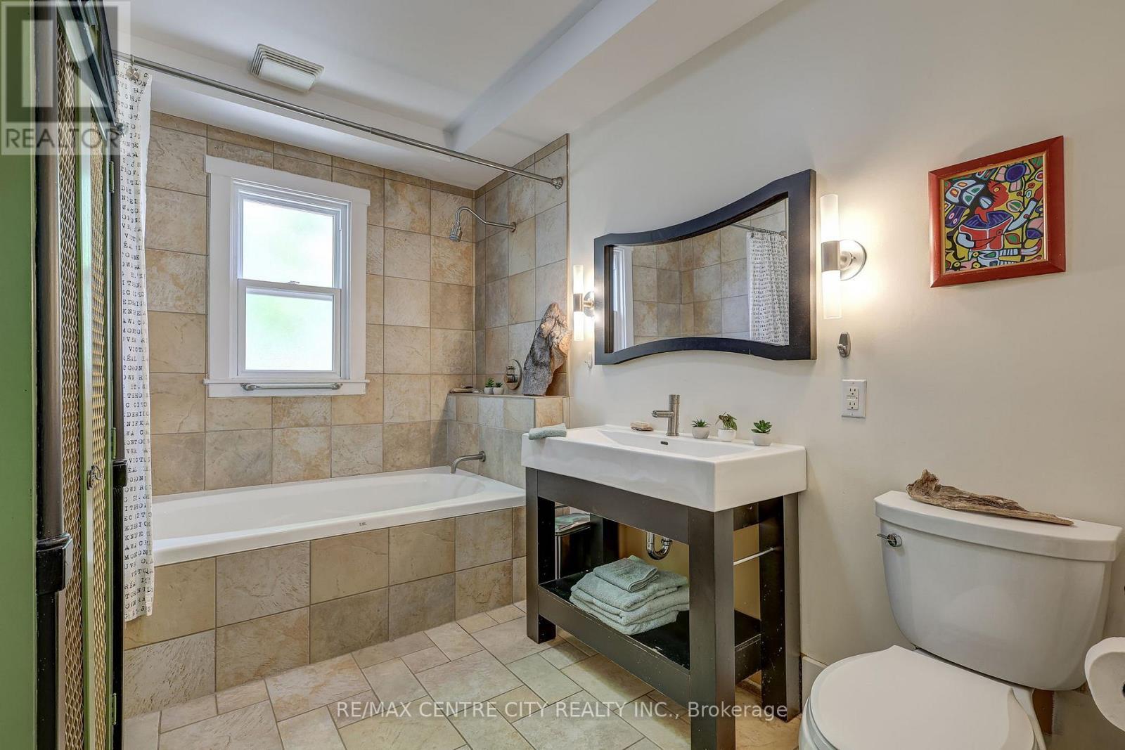 4491 East Road, Central Elgin (Port Stanley), ON