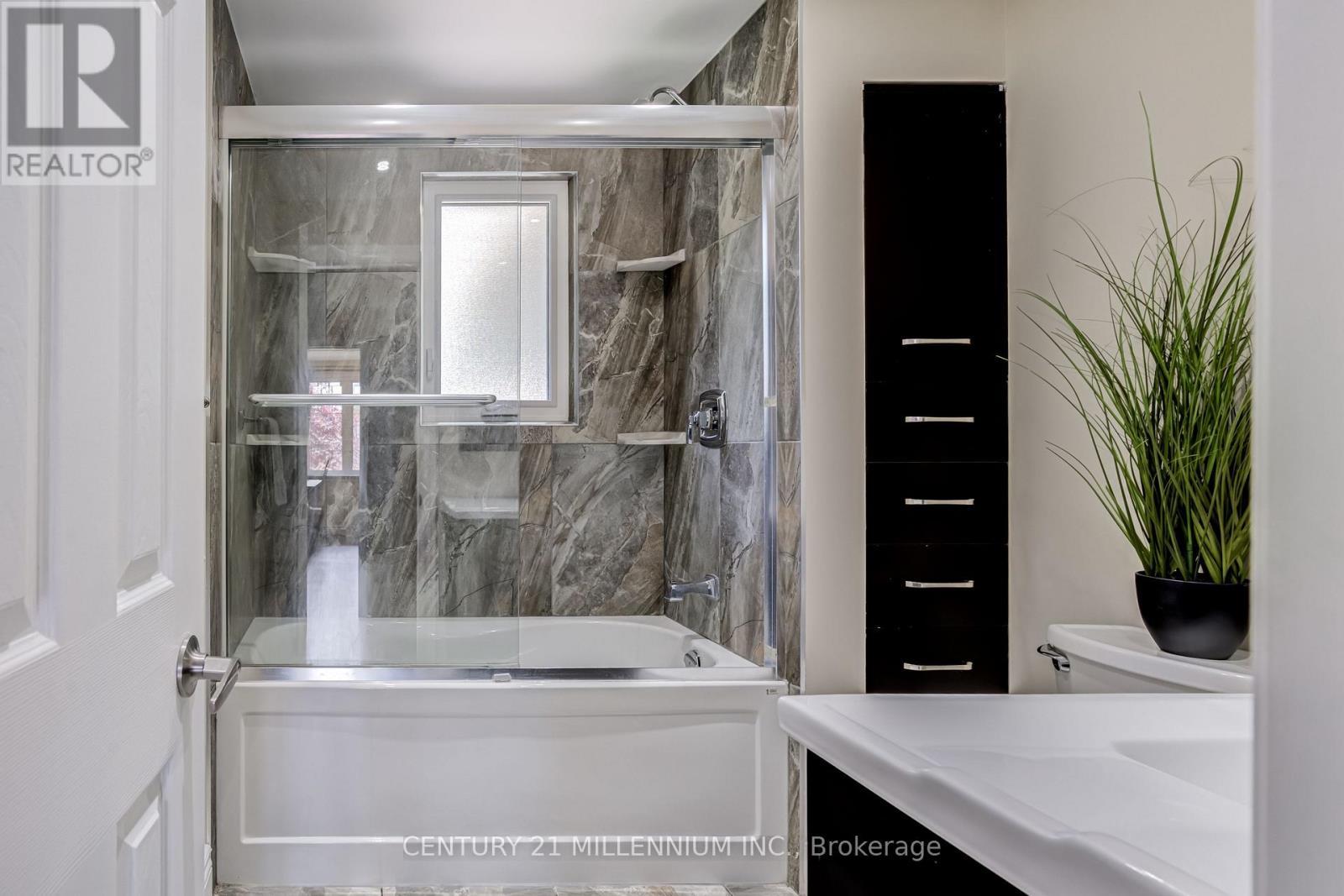 26 Alston Court, Brampton, ON