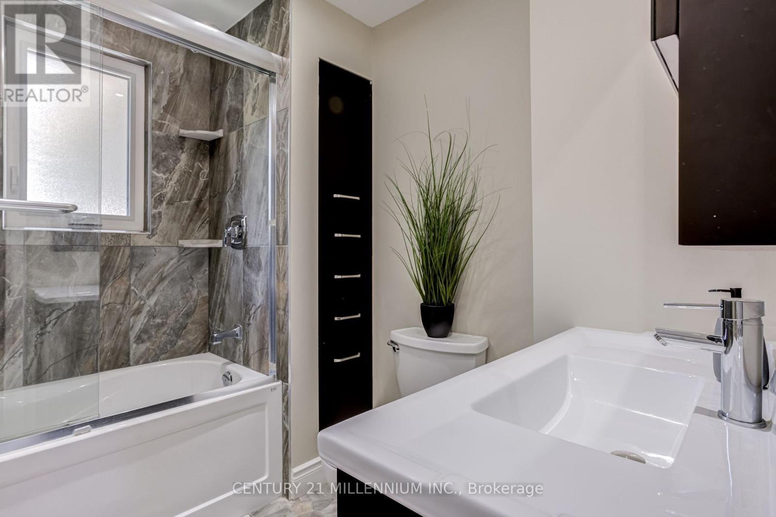 26 Alston Court, Brampton, ON