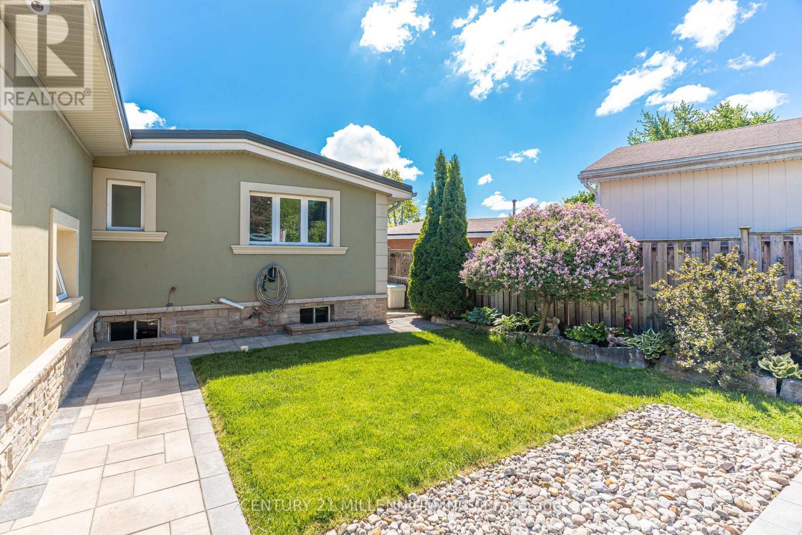 26 Alston Court, Brampton, ON