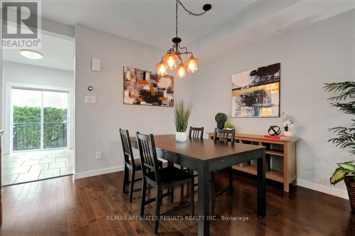 78 Songbird Private, Ottawa, ON