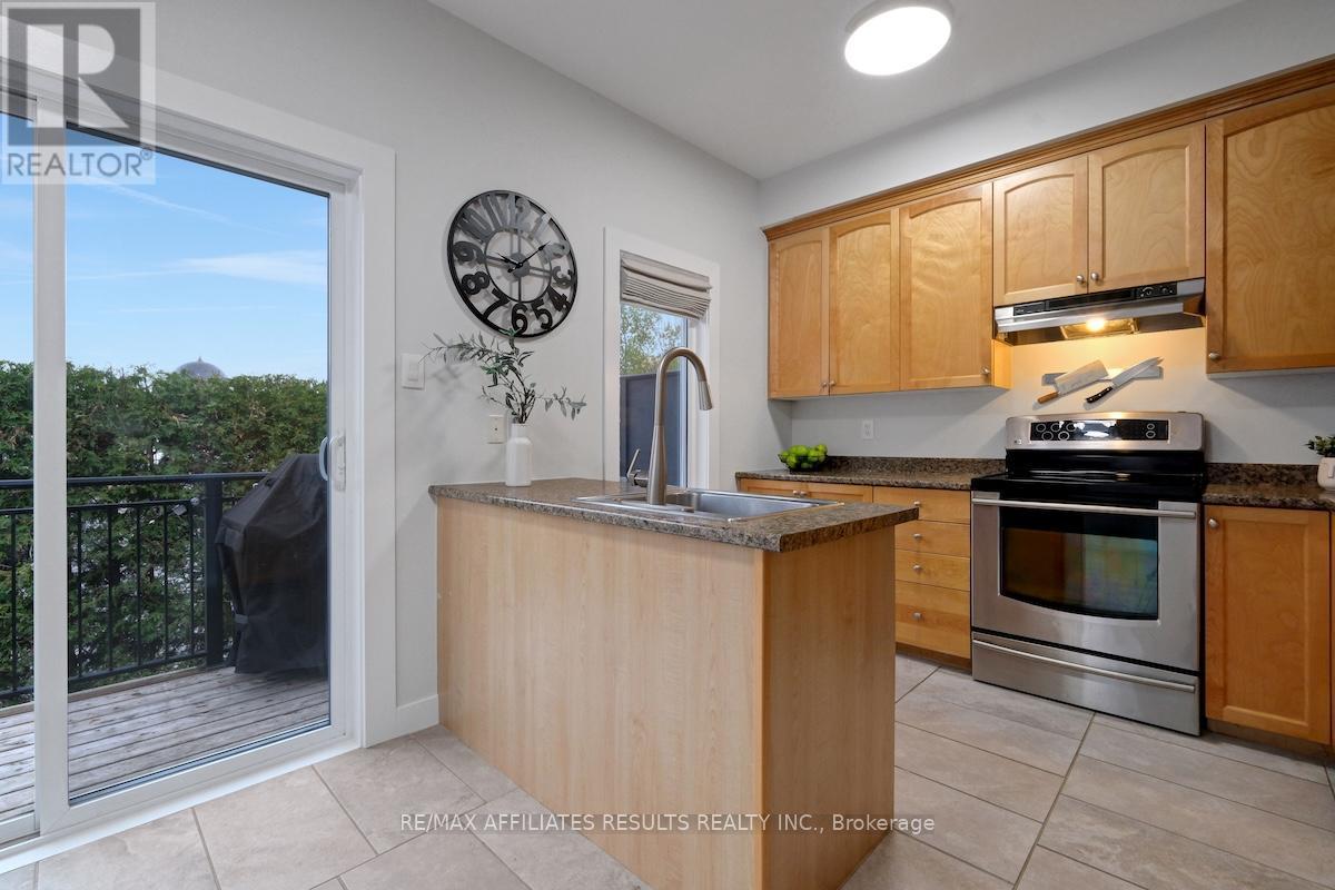 78 Songbird Private, Ottawa, ON