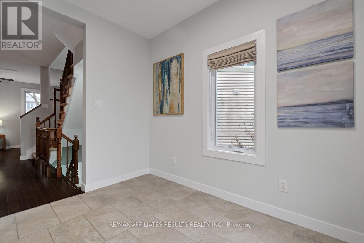 78 Songbird Private, Ottawa, ON