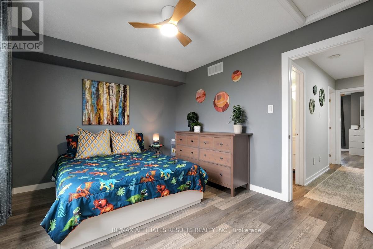 78 Songbird Private, Ottawa, ON