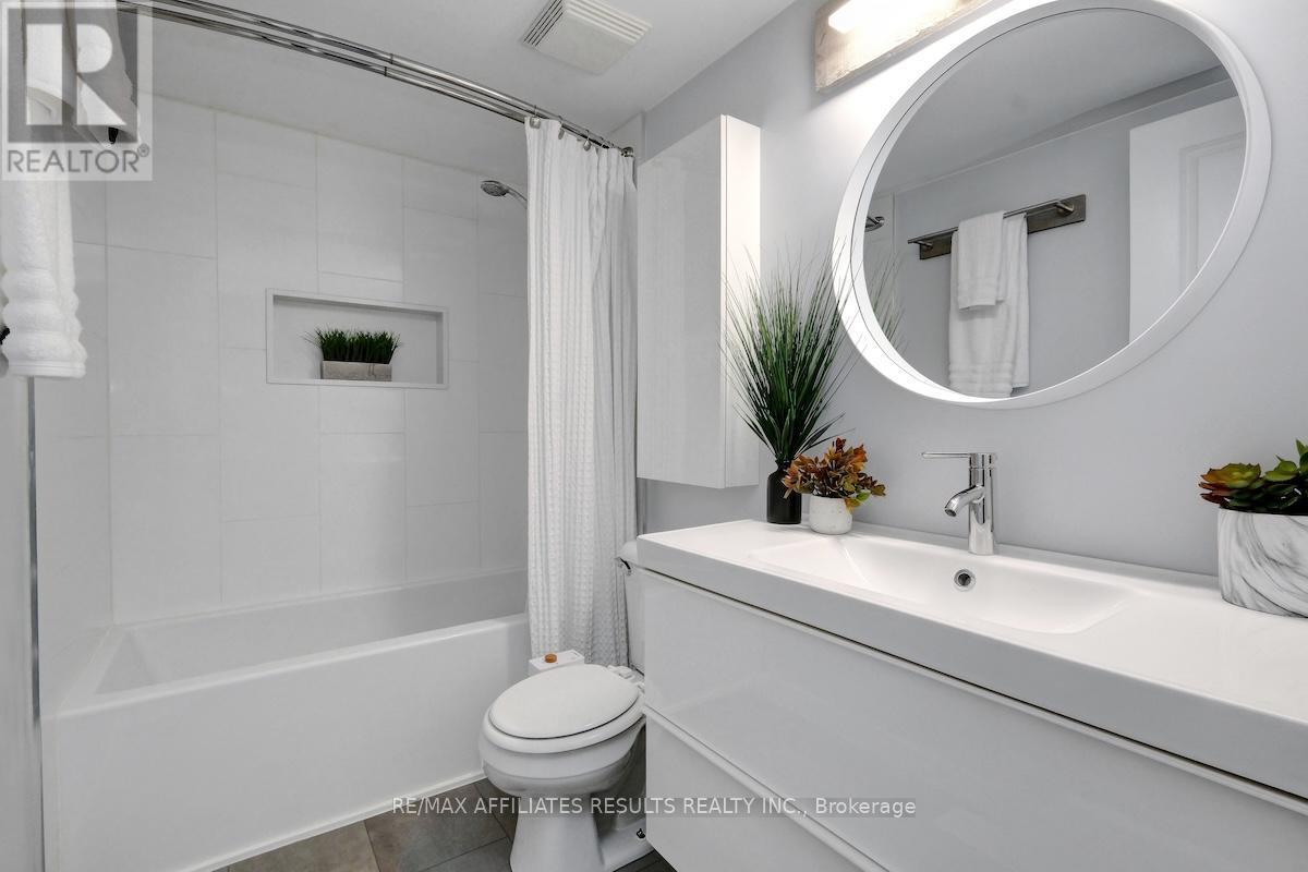 78 Songbird Private, Ottawa, ON
