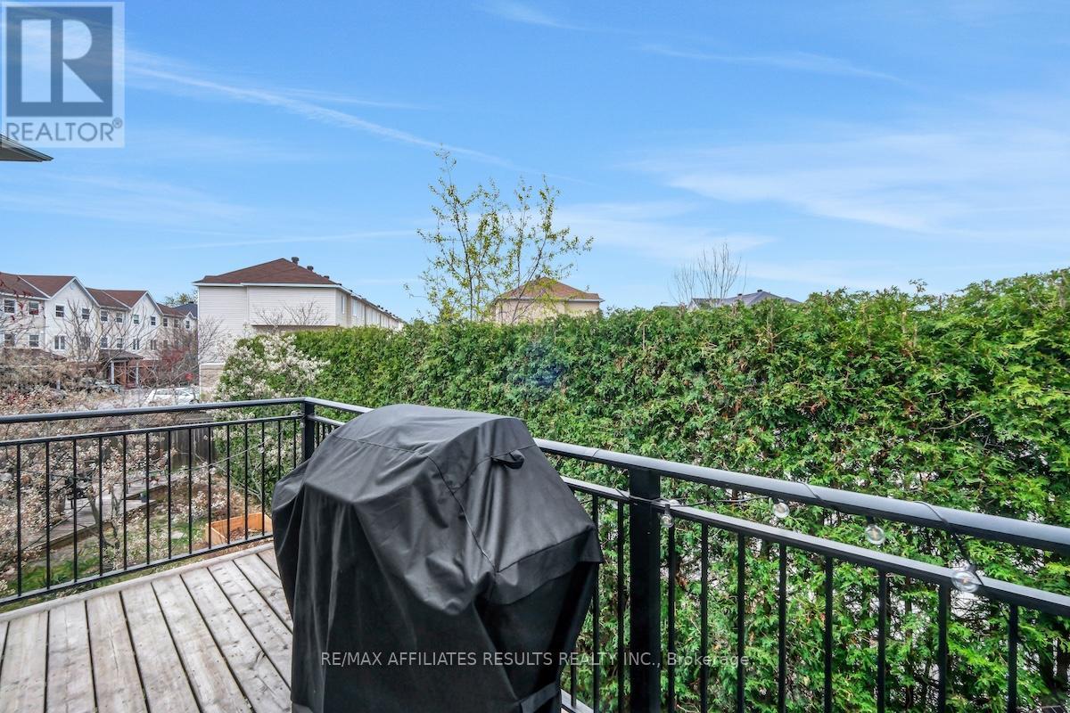 78 Songbird Private, Ottawa, ON