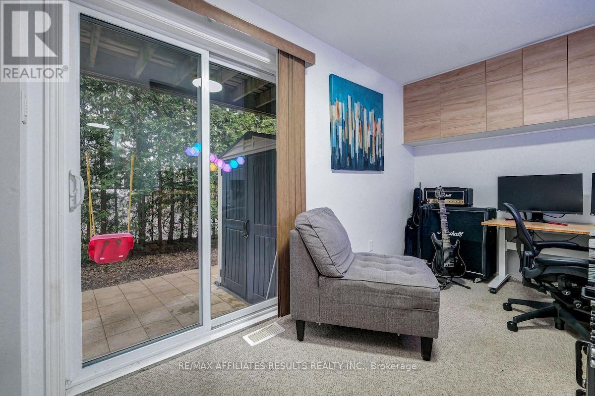78 Songbird Private, Ottawa, ON