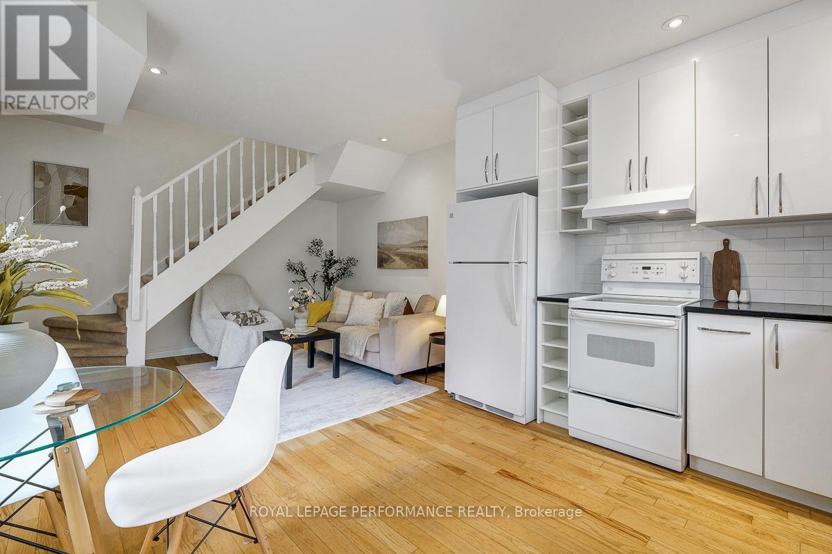 6 Hilda Street, Ottawa, ON