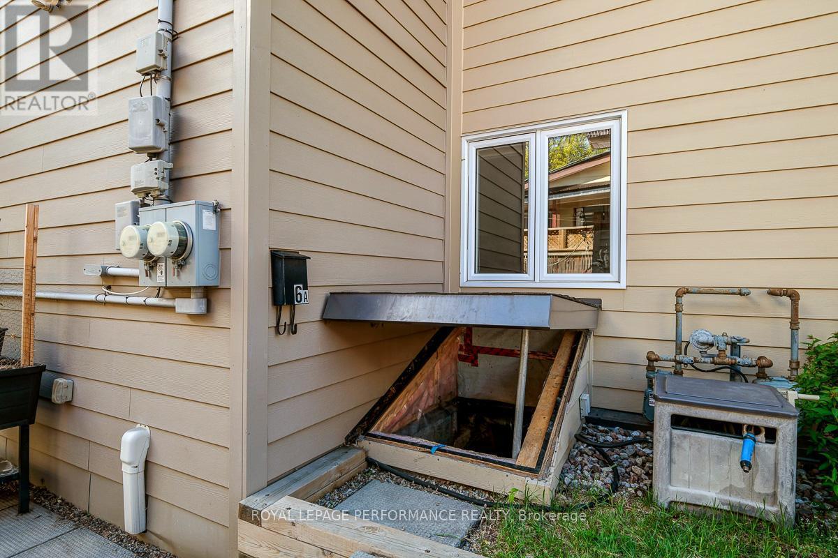 6 Hilda Street, Ottawa, ON
