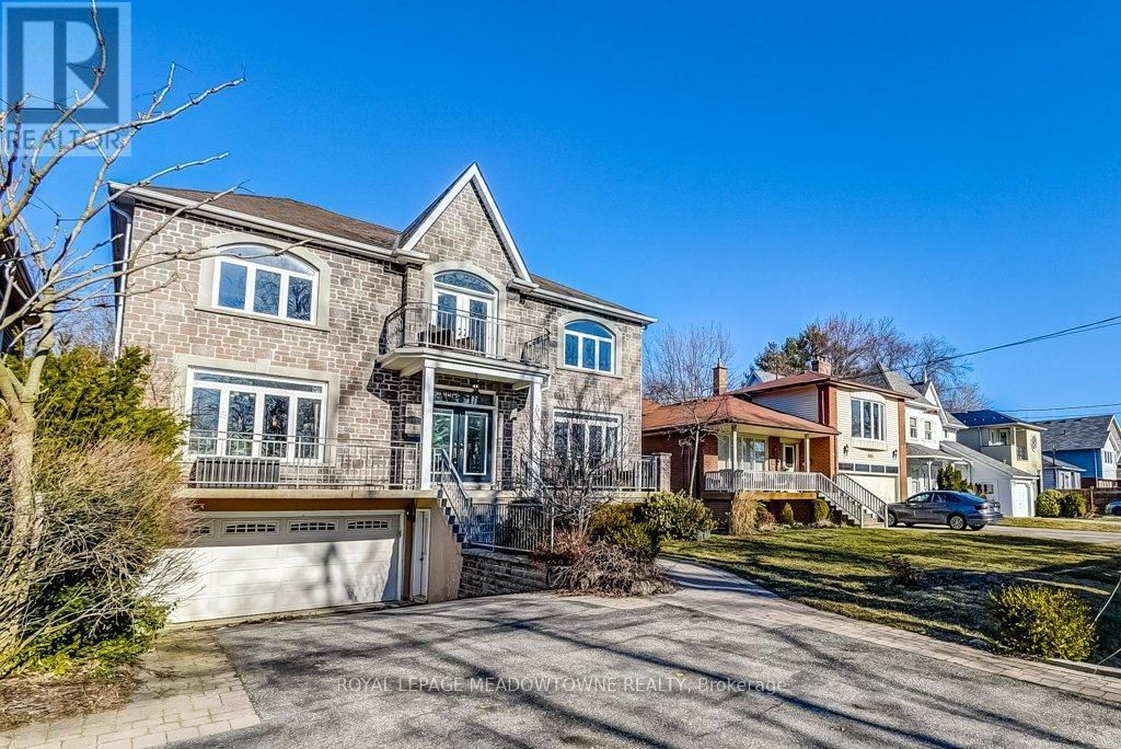 591 Lakeside Avenue, Mississauga, ON