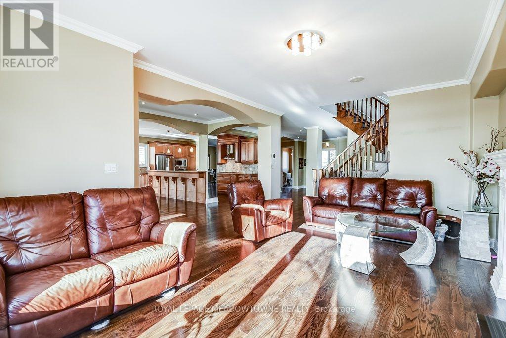 591 Lakeside Avenue, Mississauga, ON