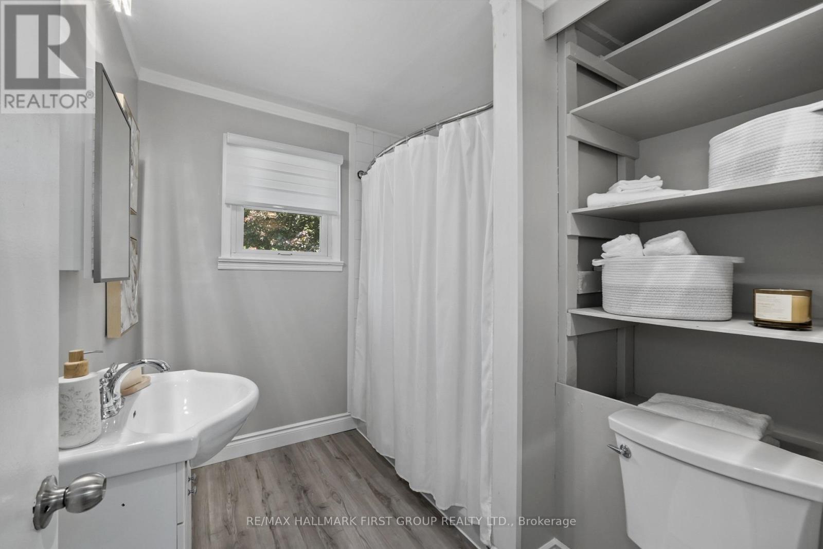 40 Whites Road, Quinte West, ON