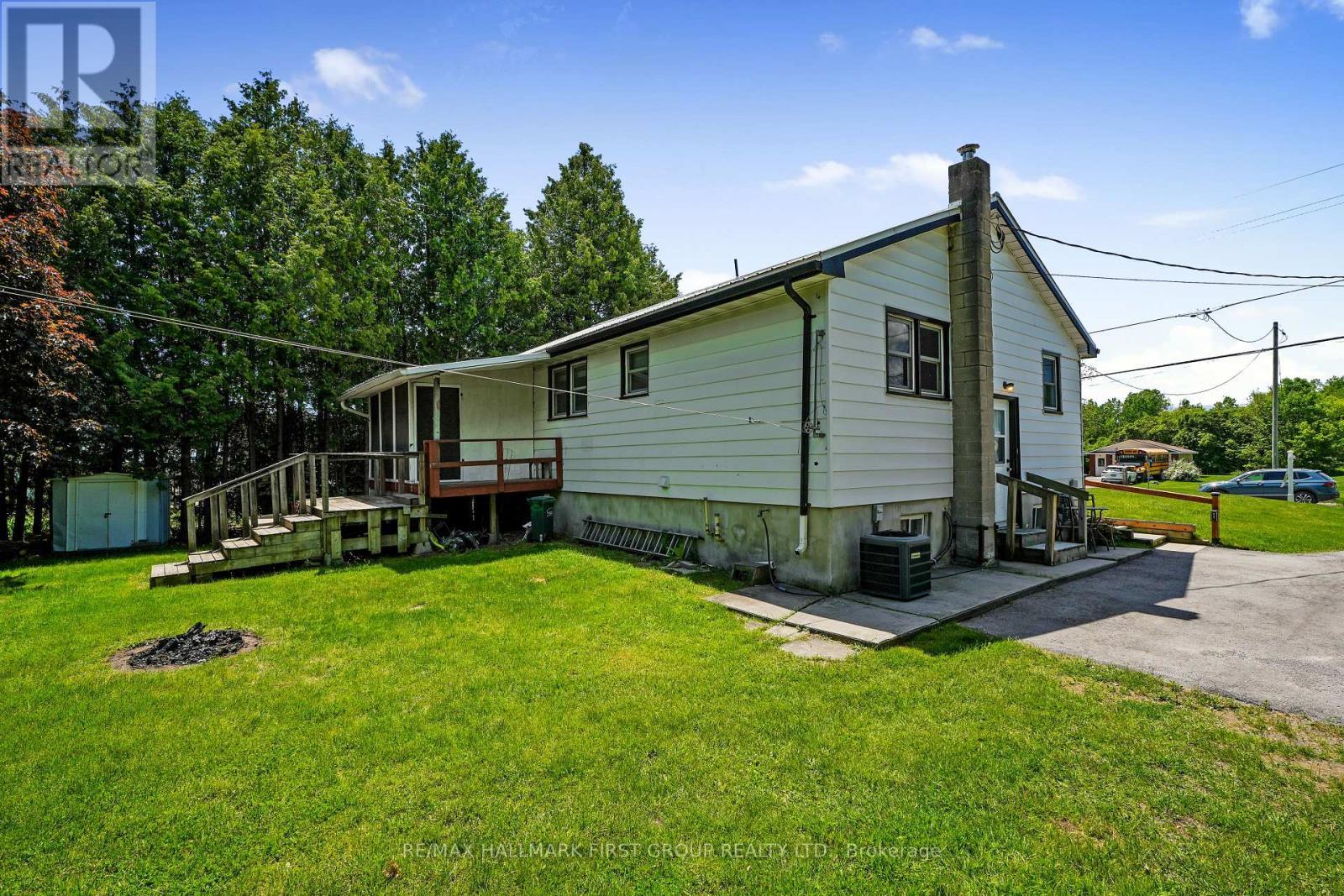 40 Whites Road, Quinte West, ON