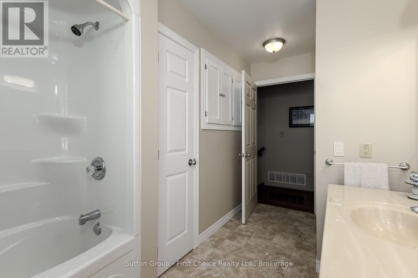 4957 Perth Road 119, Perth East (North Easthope), ON
