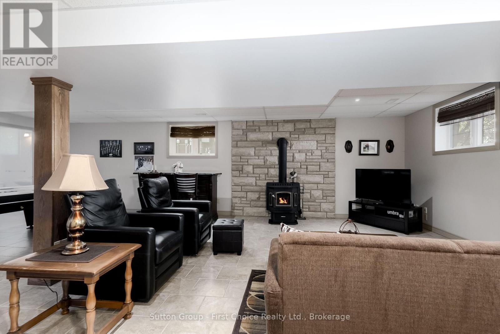 4957 Perth Road 119, Perth East (North Easthope), ON