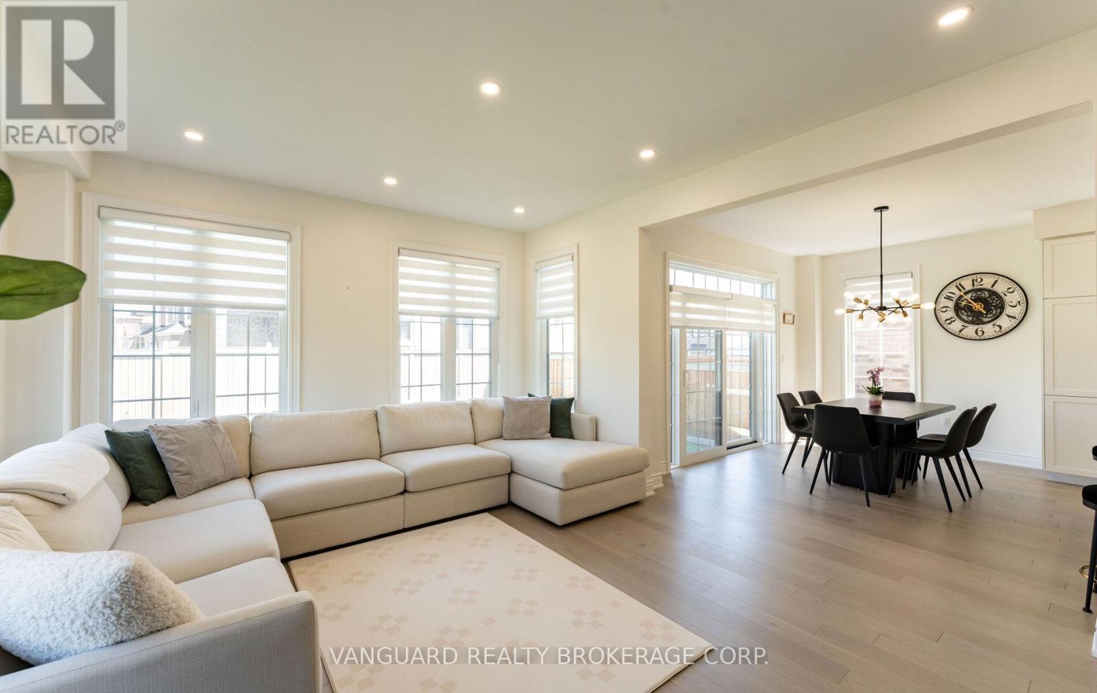158 Scarlet Way, Bradford West Gwillimbury, ON