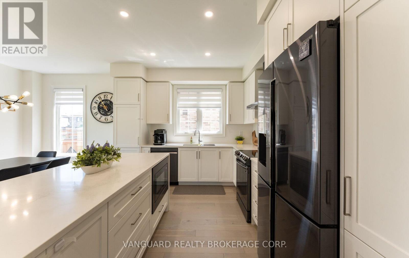 158 Scarlet Way, Bradford West Gwillimbury, ON